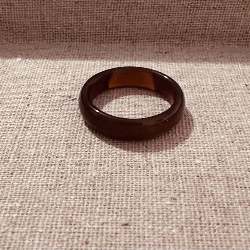 Boutique | Ring | Stone Band | Shaded Brown